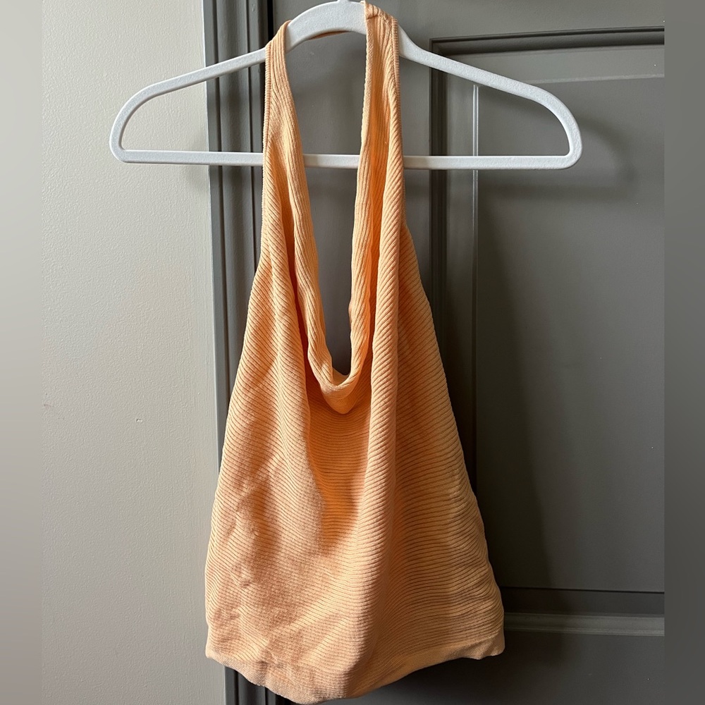 Le Lis Halter Top